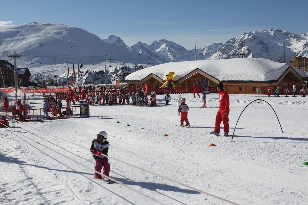 Hotel Club Mmv Les Bergers **** Alpe d'Huez ภายนอก รูปภาพ