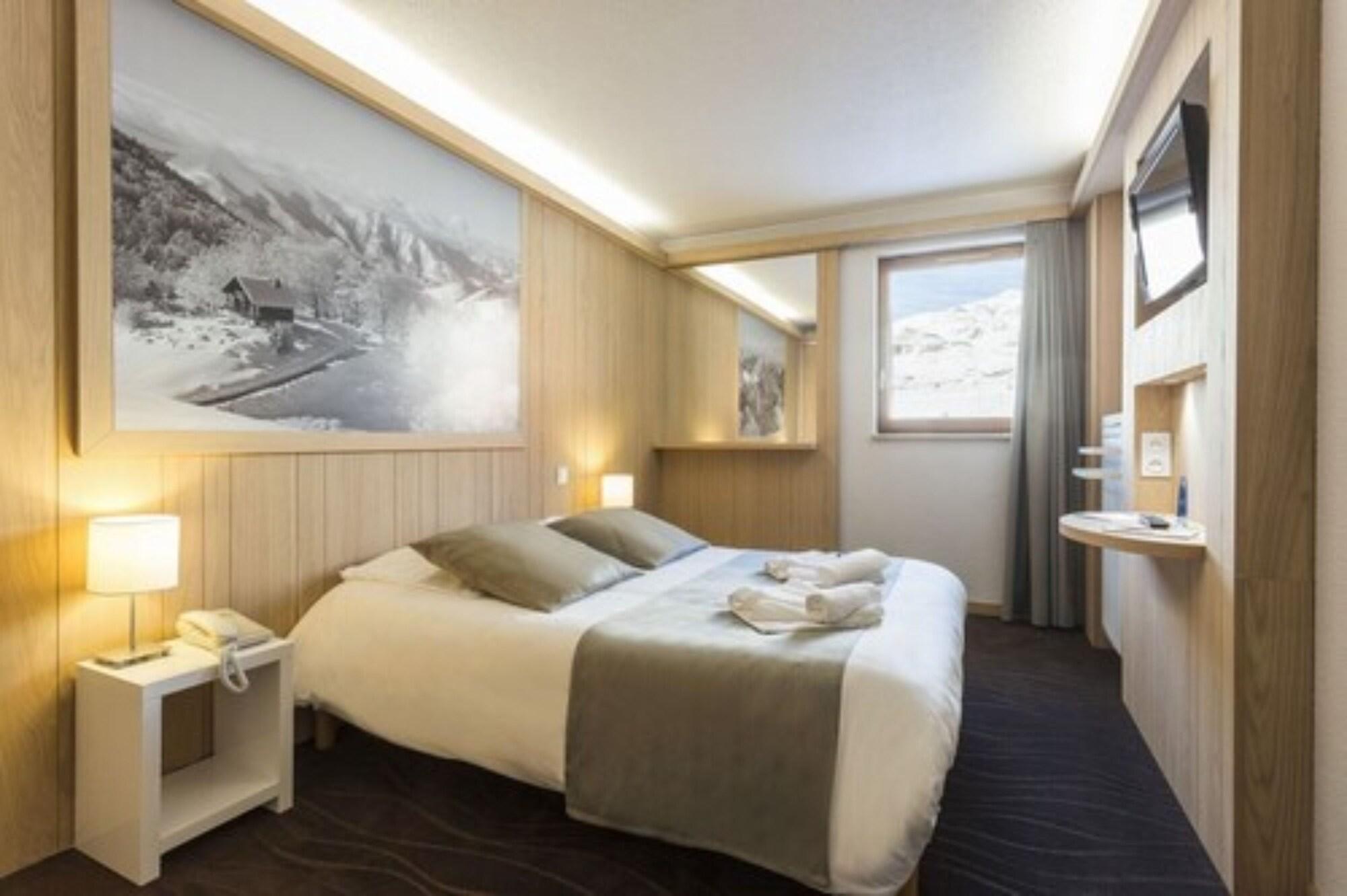 Hotel Club Mmv Les Bergers **** Alpe d'Huez ภายนอก รูปภาพ