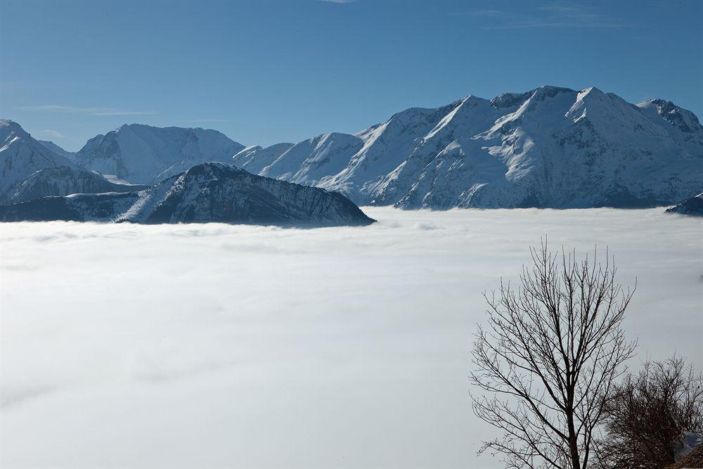 Hotel Club Mmv Les Bergers **** Alpe d'Huez ภายนอก รูปภาพ