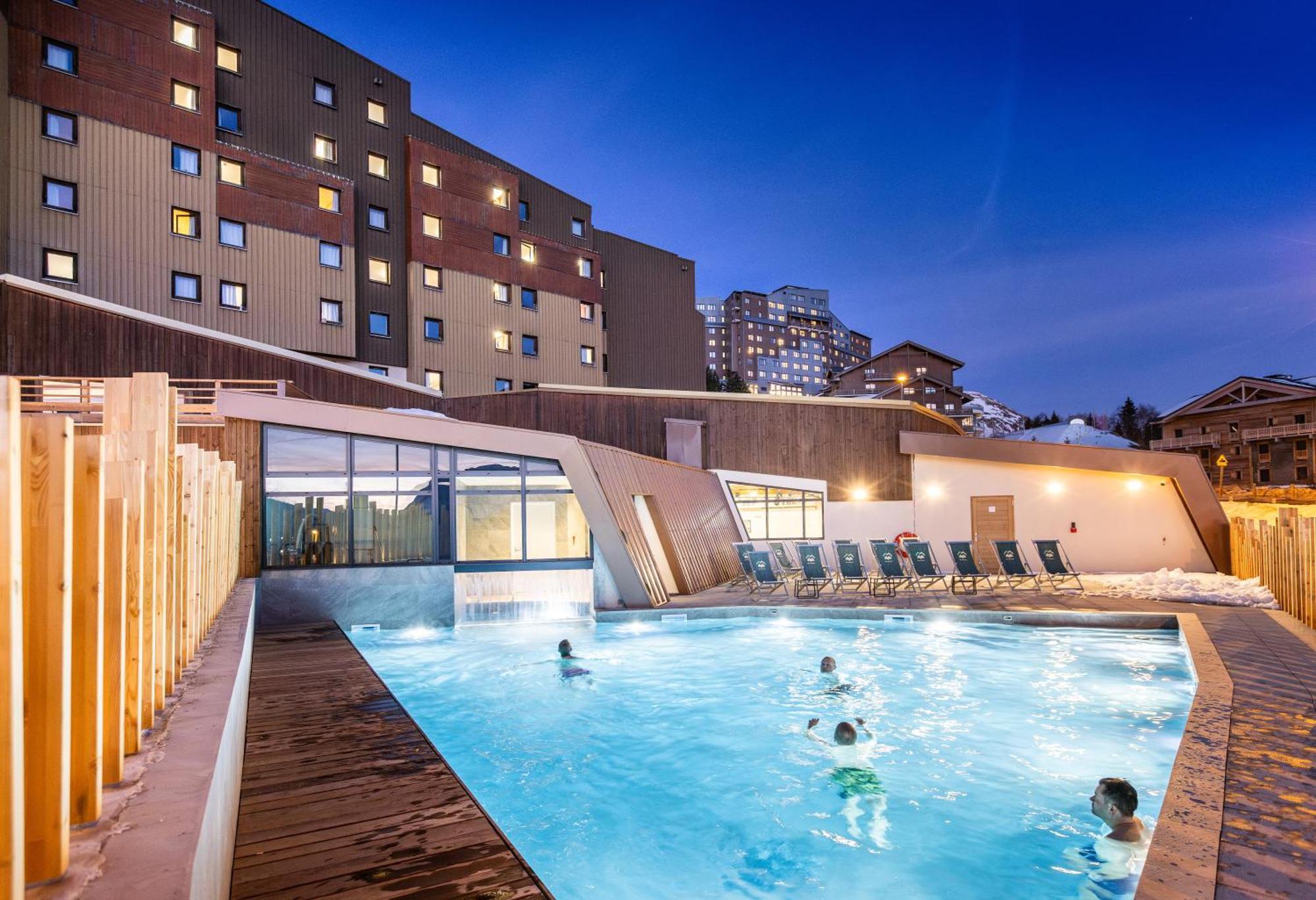 Hotel Club Mmv Les Bergers **** Alpe d'Huez ภายนอก รูปภาพ