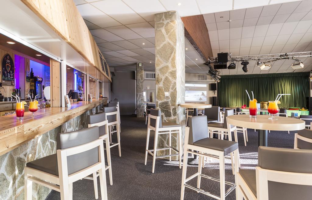 Hotel Club Mmv Les Bergers **** Alpe d'Huez ภายนอก รูปภาพ