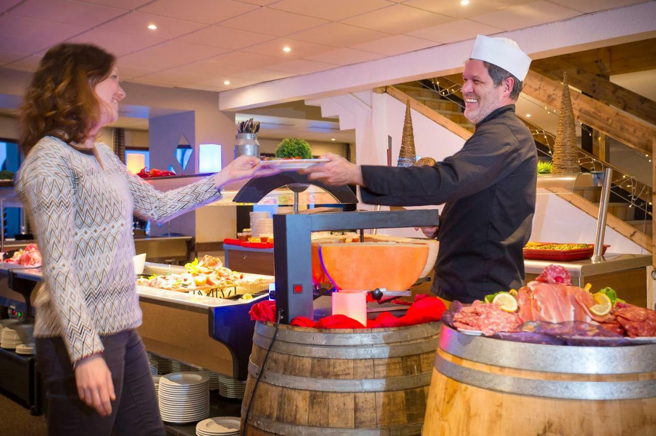 Hotel Club Mmv Les Bergers **** Alpe d'Huez ภายนอก รูปภาพ