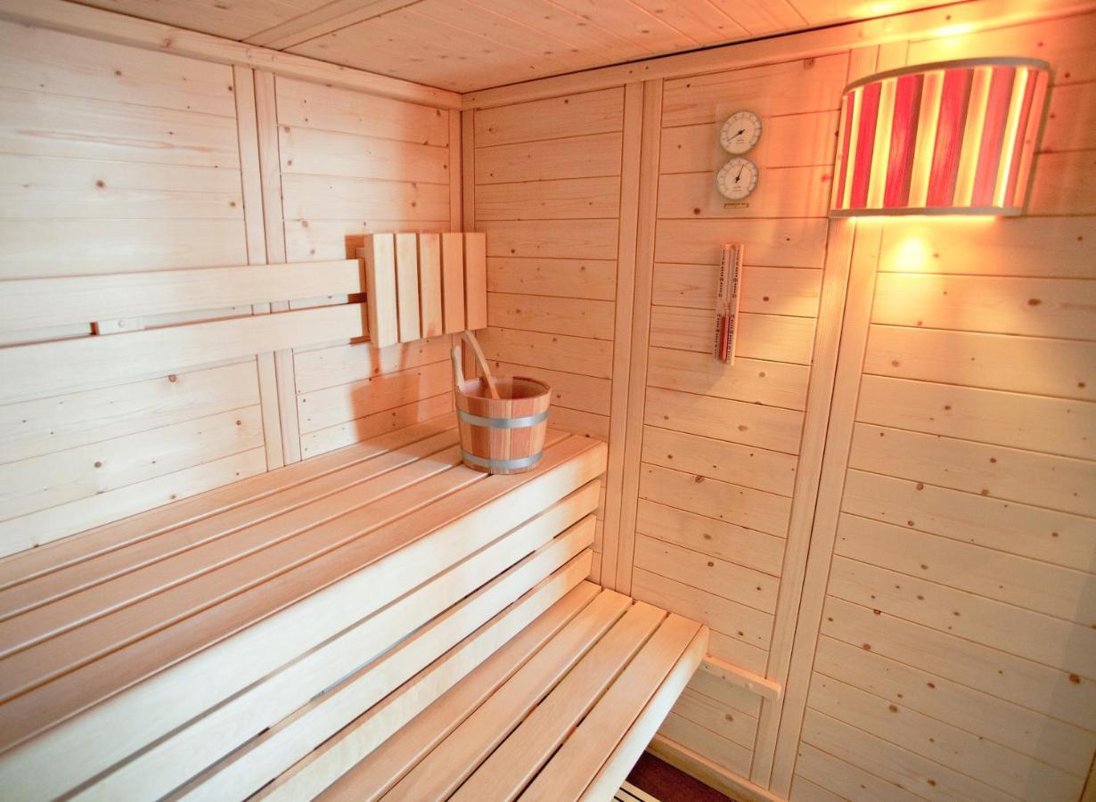 Hotel Club Mmv Les Bergers **** Alpe d'Huez ภายนอก รูปภาพ